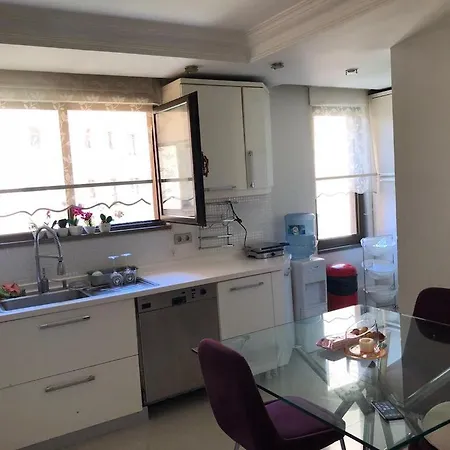 Apartment Plazada Luks Daire *